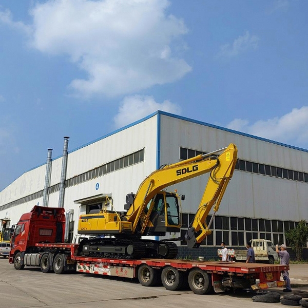 临工6210改装起落驾驶室发货